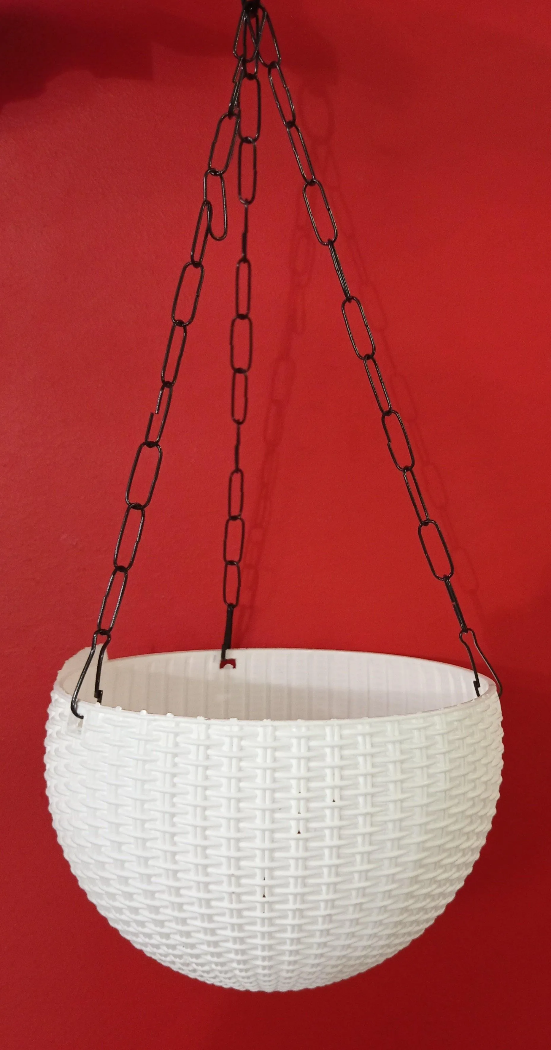 21 cm White Rattan Hanging Planter with Chain