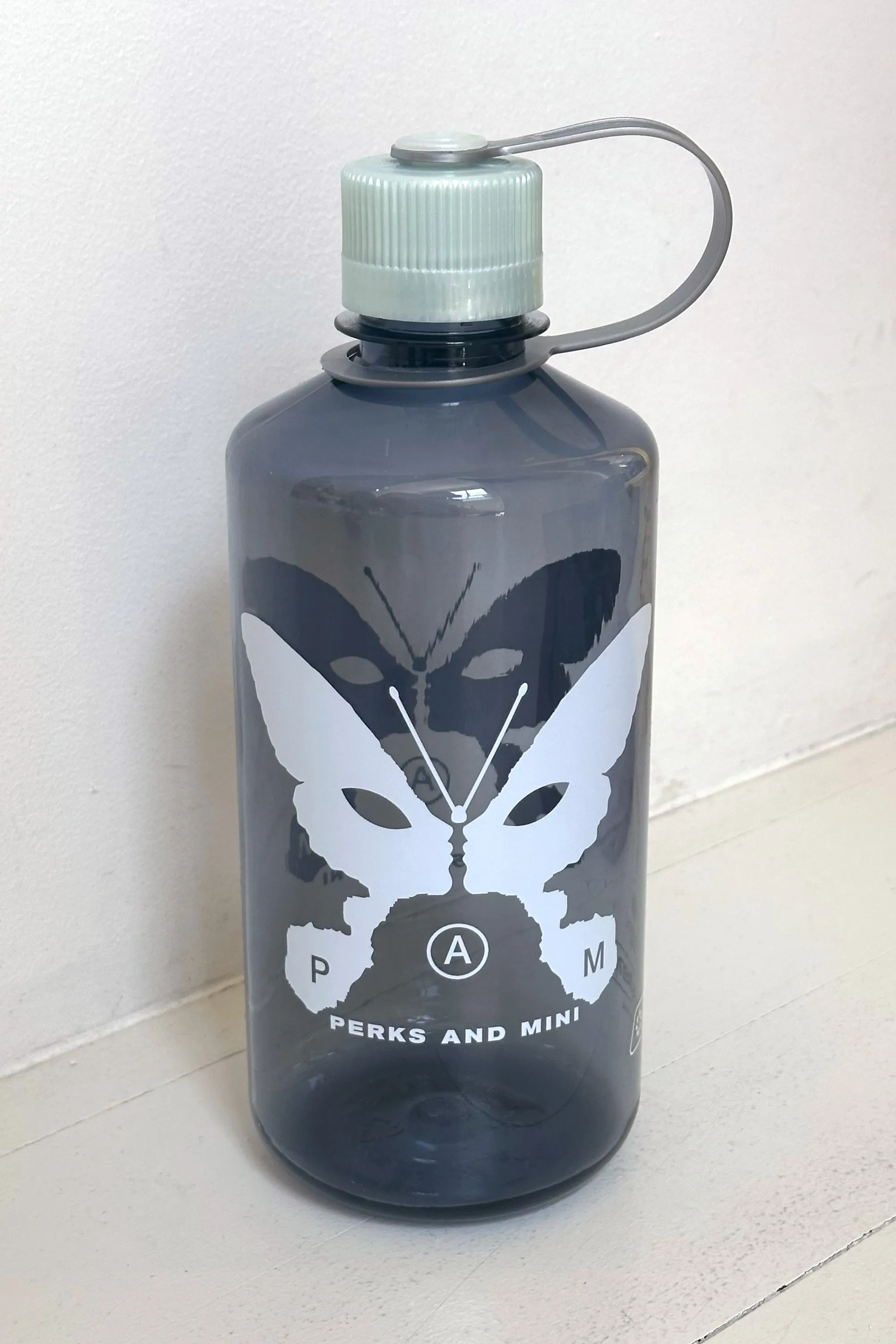 ALIEN KISS 32oz NARROW MOUTH NALGENE (PAM EXCLUSIVE)
